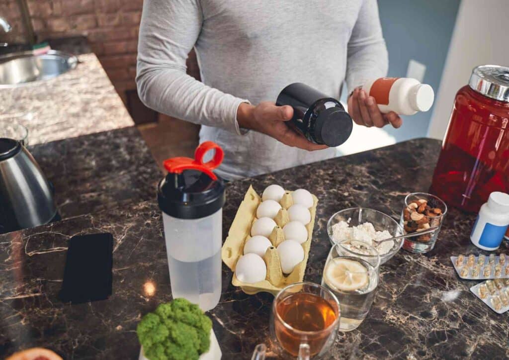 How Much Does a Sports Nutritionist Cost in Sydney? 2 The cost of a sports nutritionist cost in Sydney depends on several factors including expertise, location, years of experience and sports nutrition background.
