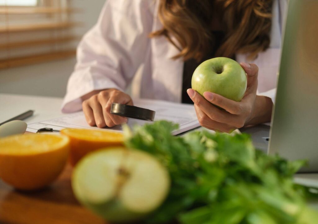 A clinical nutritionist assesses medical history, symptoms and dietary patterns to create personalised nutrition plans, provide medical nutrition therapy and support the management of chronic health conditions.