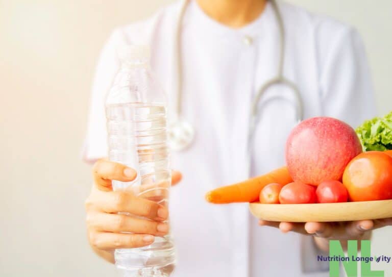 What Is the Difference Between a Clinical Nutritionist and a Nutritionist