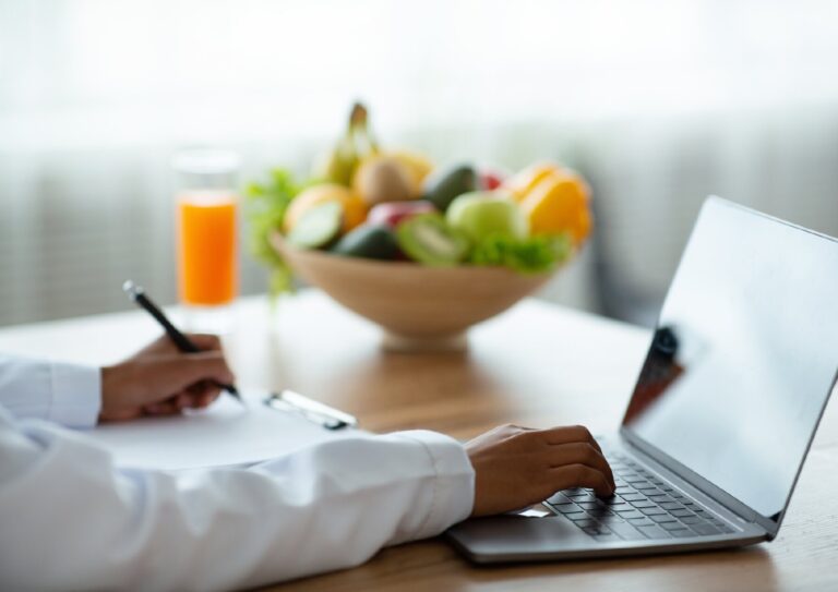 Jake Biggs is a weight loss nutritionist in Bondi Junction, Sydney