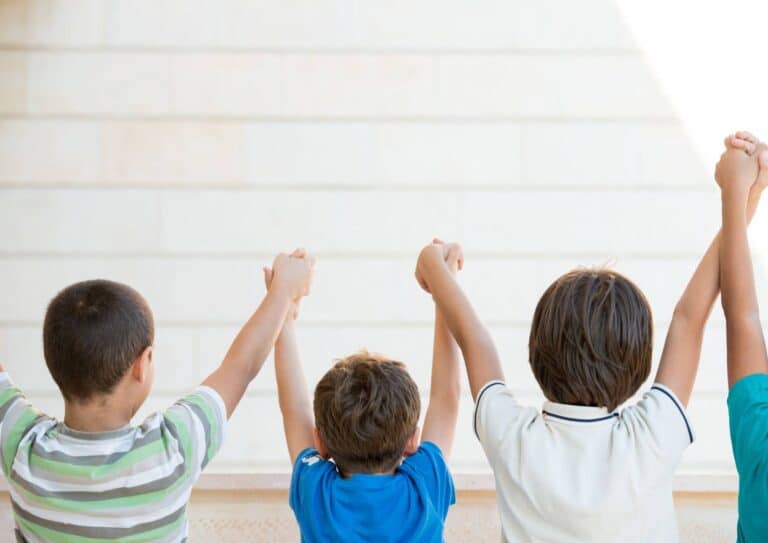 Jake Biggs is a Sydney-based children’s nutritionist who specialises in personalised nutrition plans tailored to support growth, energy, and overall wellbeing in kids.