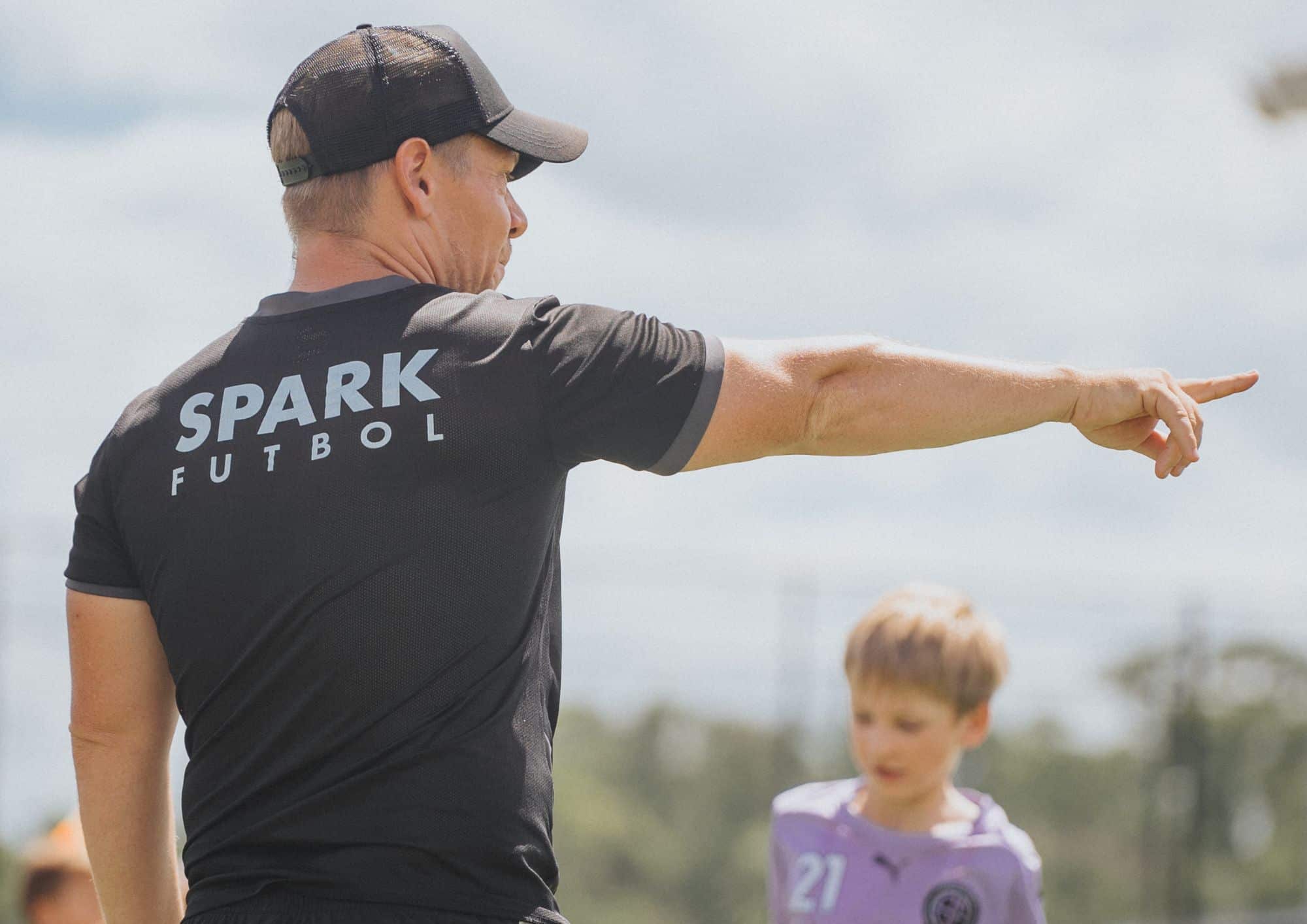 Jake Biggs, football nutritionist in Sydney, delivers personalised, performance-focused sports nutrition strategies to boost energy, improve recovery, and optimise on-field performance.
