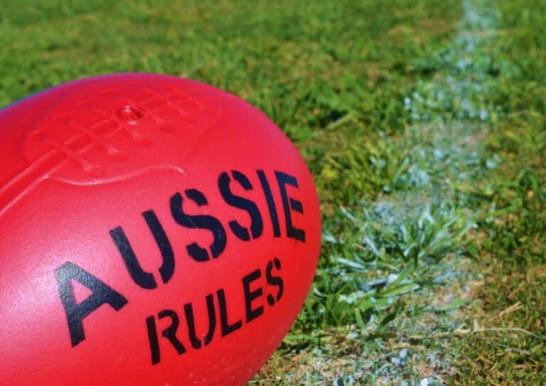 Jake Biggs is a leading Sydney-based AFLW sports nutritionist, delivering personalised, evidence-based nutrition plans to optimise endurance, accelerate recovery, and elevate game-day performance across every quarter, sprint, and tackle.