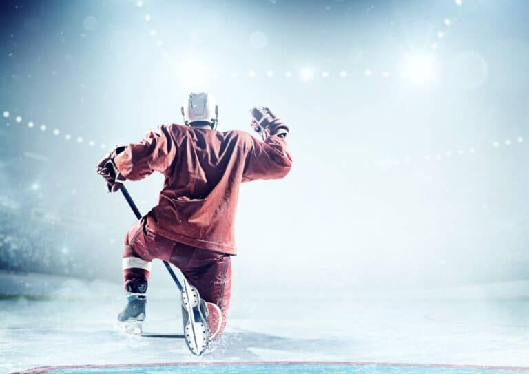 Jake Biggs is a leading Sydney-based ice hockey nutritionist, delivering personalised, evidence-based nutrition plans to optimise endurance, accelerate recovery, and elevate game-day performance across every shift, sprint, and collision.