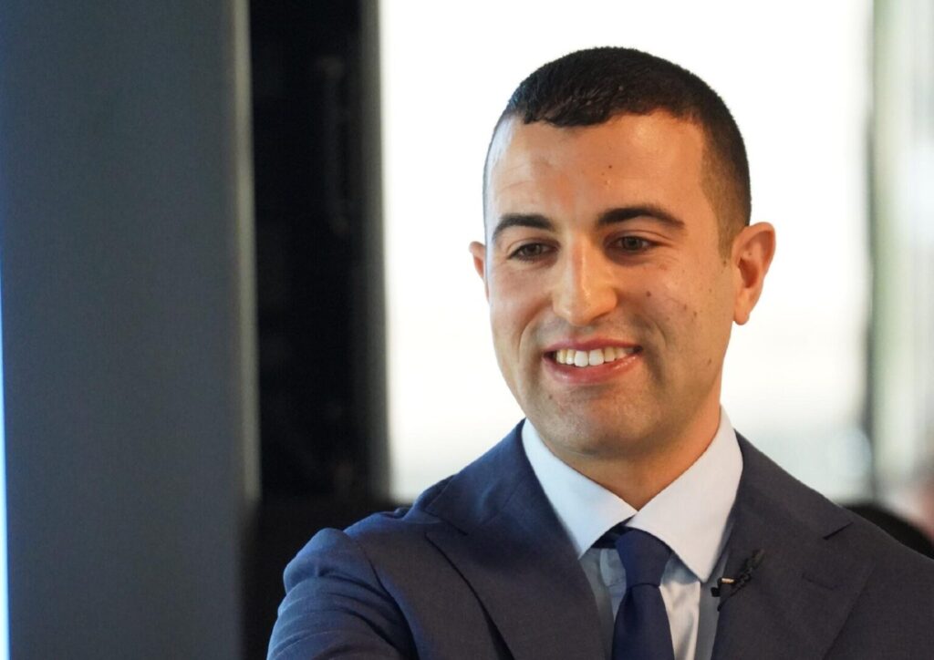 What Is School Wellbeing? 4 Jake Biggs is a school wellbeing speaker in Sydney, Australia