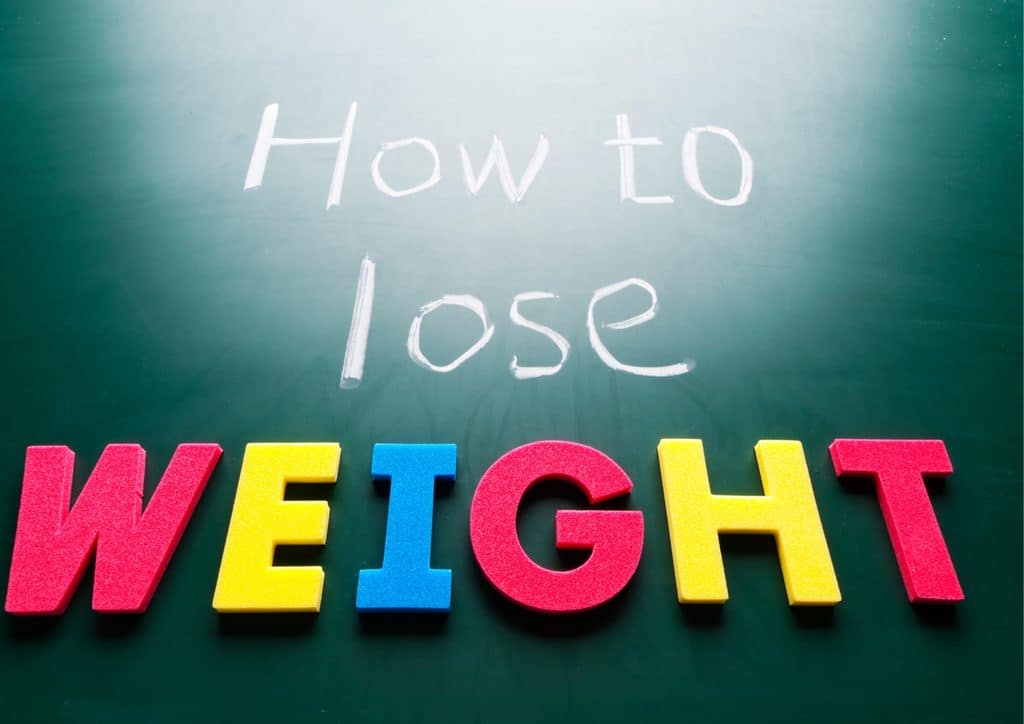 How to Lose Weight Fast (Safely, Without Crashing) 8 Infographic illustrating effective weight loss strategies, including diet, exercise, and lifestyle changes.